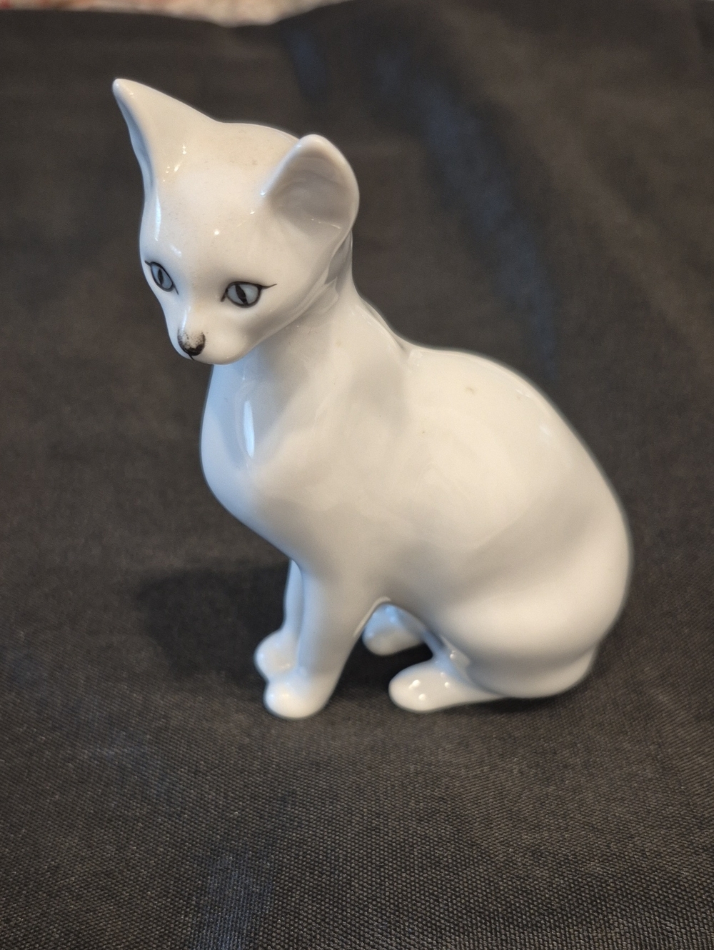 Vintage Bing & Grondahl Porcelain White Ceramic Cat Figurine